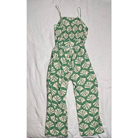 NWOT Monteau LA Summer Wedding Lightweight Green Tropical Leaf Jumpsuit Size M - Picture 5 of 9